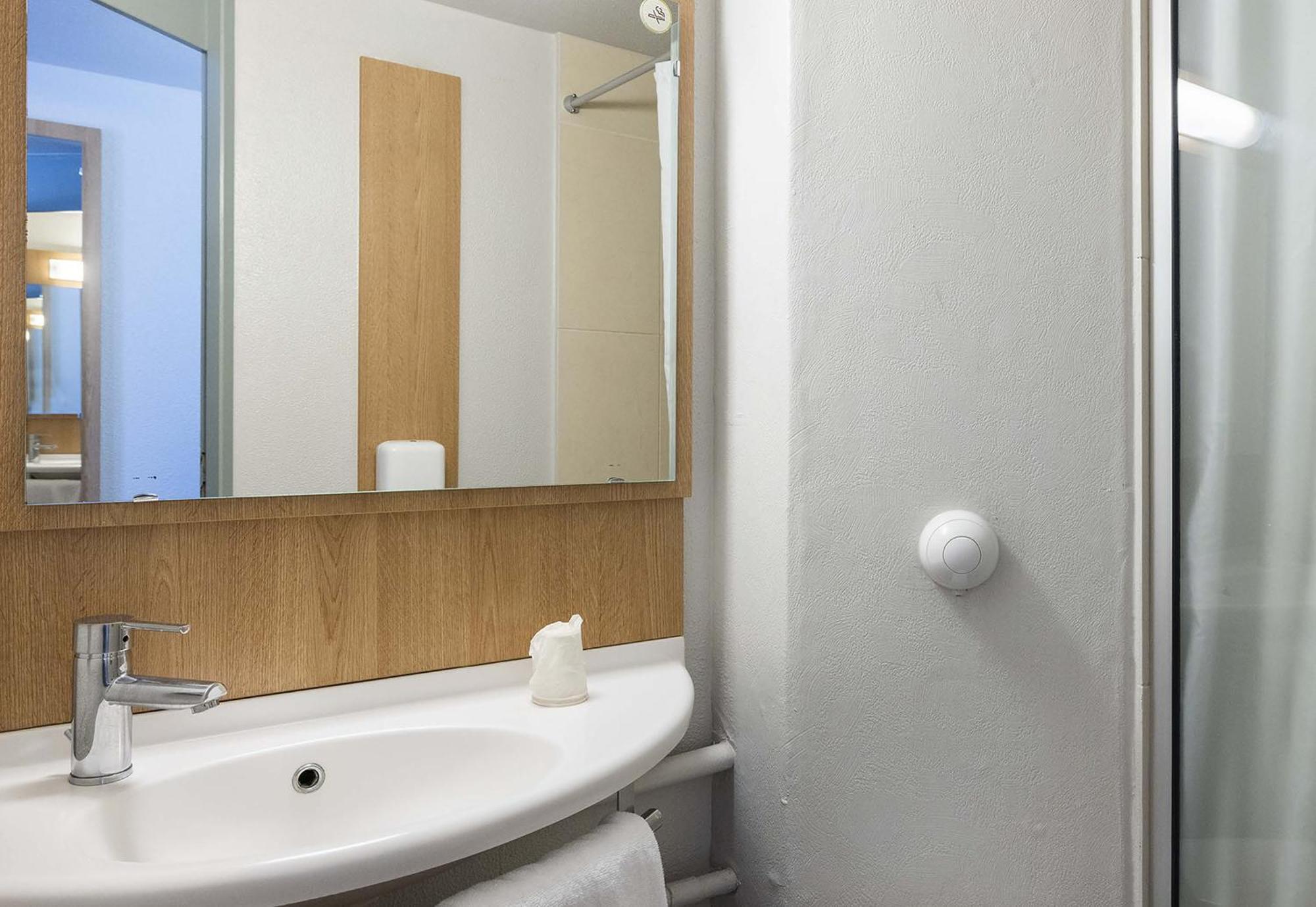 B&B Hotel Perpignan Nord Aeroport エクステリア 写真